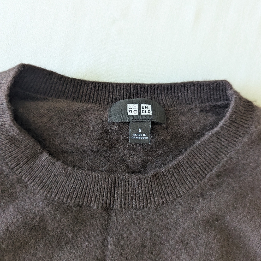 Uniqlo Brown Cashmere Sweater - Picture 3 of 9